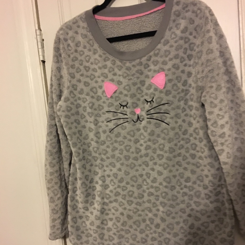 Cat sweater